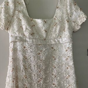 Elegant Cream Floral Lace Dress